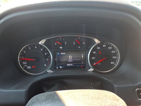 Used 2020 GMC Acadia SLE w/ Driver Convenience Package FWD image 17