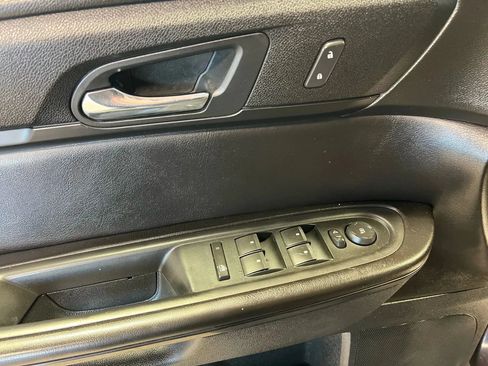Used 2015 Chevrolet Traverse LT AWD/4WD image 6