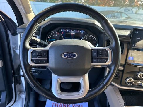 Used 2023 Ford Expedition Max XLT image 35