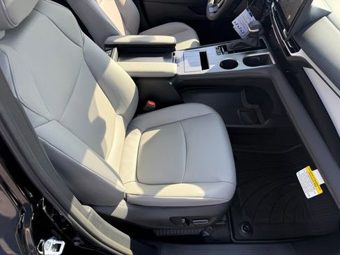 New 2026 Toyota Sienna XLE image 44