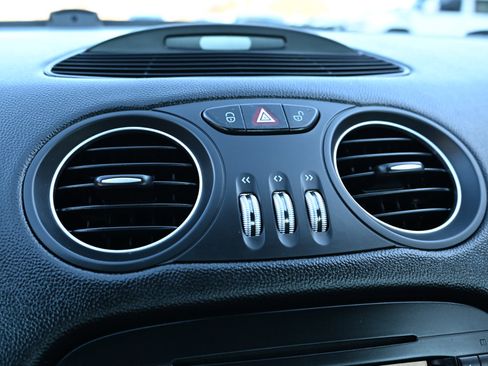 Used 2005 Mercedes-Benz SL 55 AMG image 37