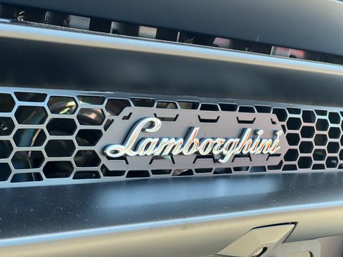 Used 2024 Lamborghini Huracan Tecnica RWD image 13