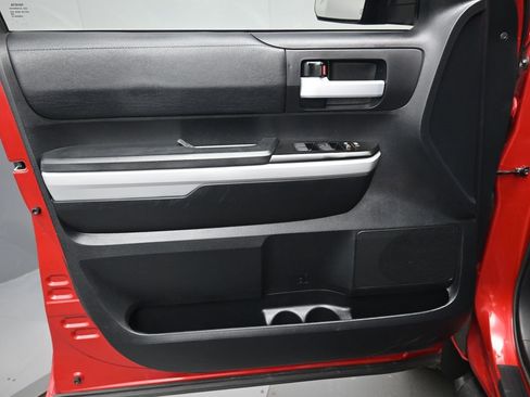 Used 2019 Toyota Tundra SR5 image 11
