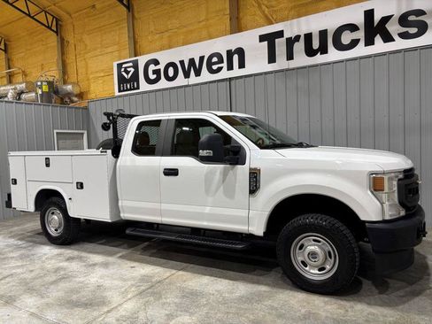 Used 2020 Ford F250 XL w/ Power Equipment Group AWD/4WD image 3