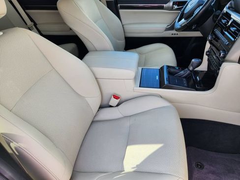 Used 2023 Lexus GX 460 Premium w/ Premium Plus Package AWD/4WD image 20