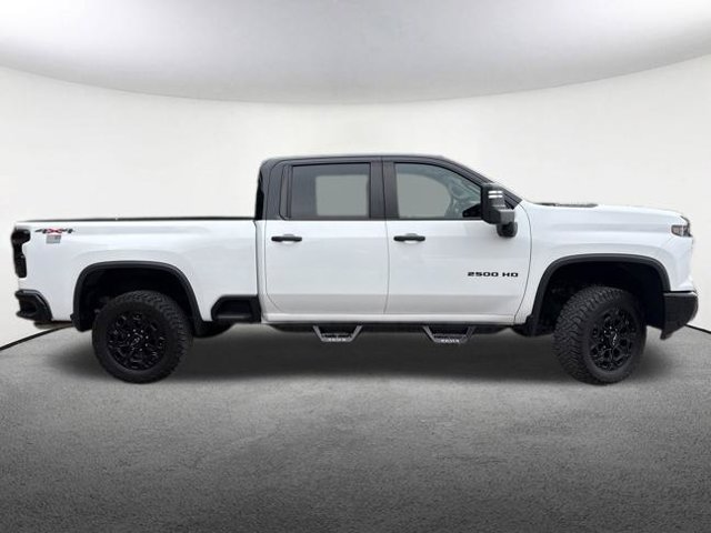 Certified 2024 Chevrolet Silverado 2500 Custom w/ Custom Value Package AWD/4WD image 16