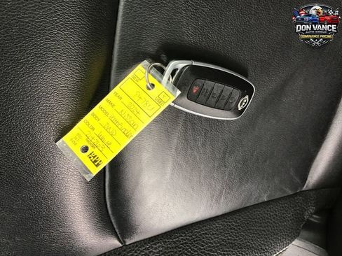 Used 2024 Nissan Pathfinder SL FWD image 28