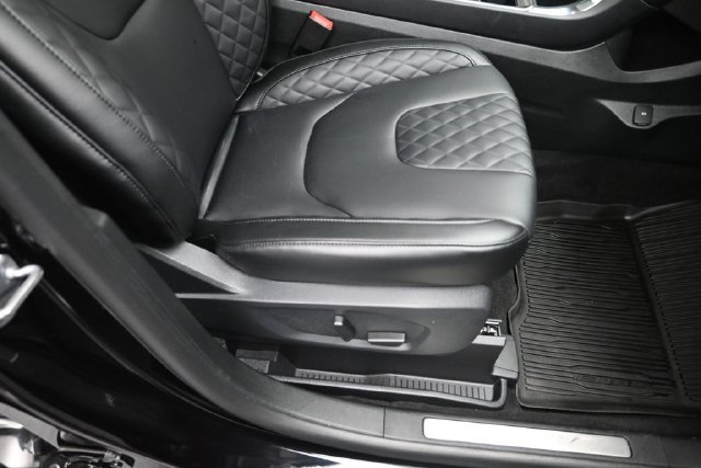 Certified 2024 Ford Edge Titanium AWD/4WD image 30