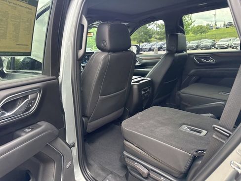 Used 2023 Chevrolet Tahoe High Country AWD/4WD image 13