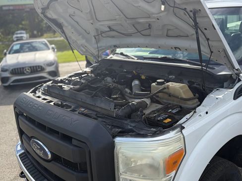 Used 2015 Ford F250 XL w/ Power Equipment Group image 10