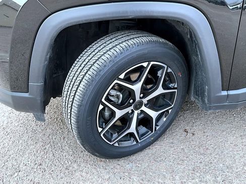 Used 2025 Jeep Compass Limited AWD/4WD image 23