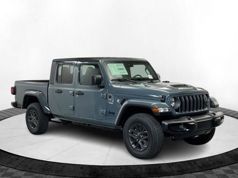 New 2025 Jeep Gladiator Sport image 7