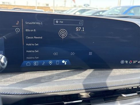 Used 2025 Cadillac XT4 Sport image 13