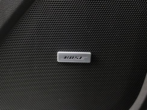 Used 2021 Chevrolet Traverse Premier w/ LPO, Cargo Package image 47