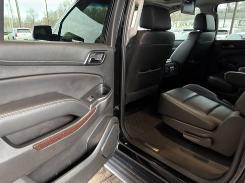 Used 2018 GMC Yukon XL SLT w/ Open Road Package image 39