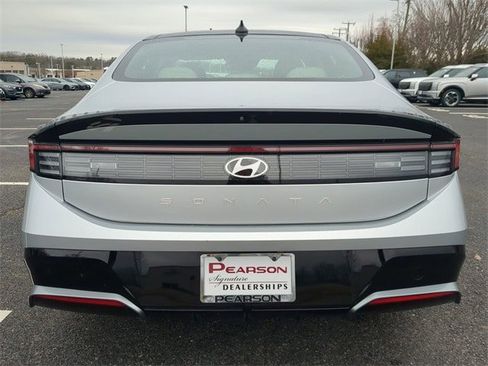 Certified 2024 Hyundai Sonata SEL w/ Convenience Package image 5
