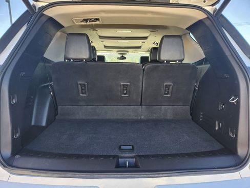 Used 2020 Chevrolet Traverse High Country image 14