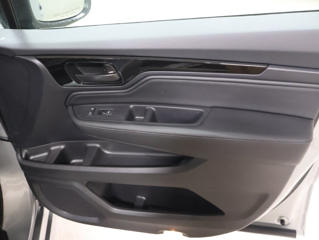 New 2027 Honda Odyssey Touring image 17