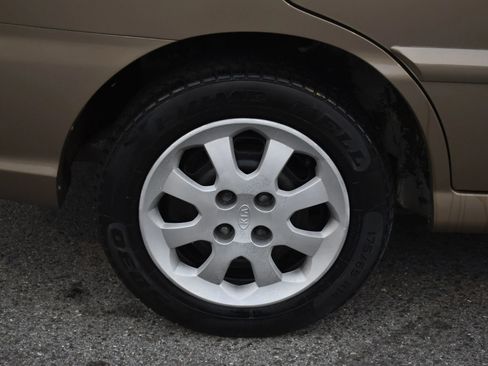 Used 2005 Kia Rio Sedan image 25