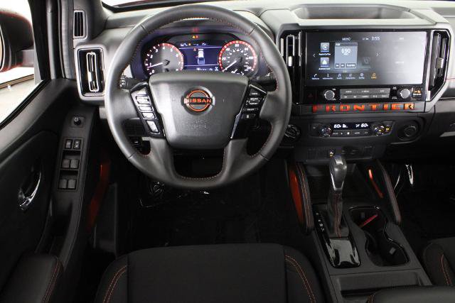 Certified 2025 Nissan Frontier PRO-4X AWD/4WD image 7