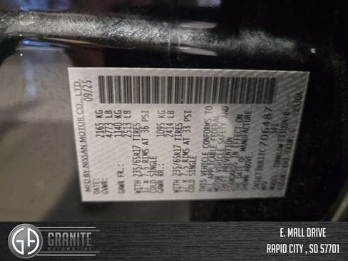 Used 2026 Nissan Rogue SV AWD/4WD image 30