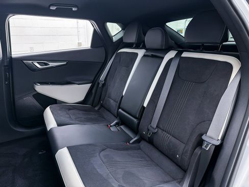 Used 2023 Kia EV6 GT-Line w/ GT-Line Suede Seat Package image 31