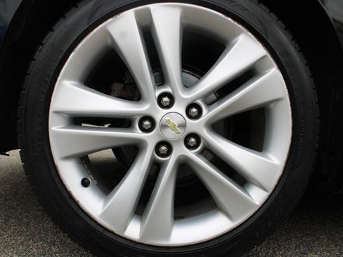 Used 2015 Chevrolet Cruze LTZ w/ Sun, Sound and Sport Package FWD image 21