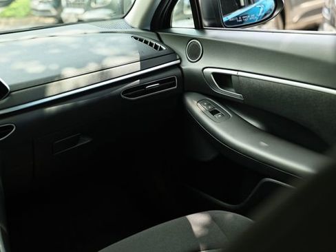 Used 2023 Hyundai Sonata SE FWD image 28