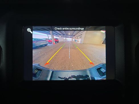 Used 2023 Jeep Gladiator Willys image 14