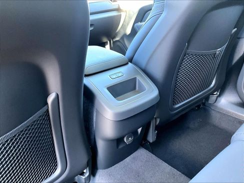 New 2026 Volvo XC60 B5 Plus w/ Climate Package image 16