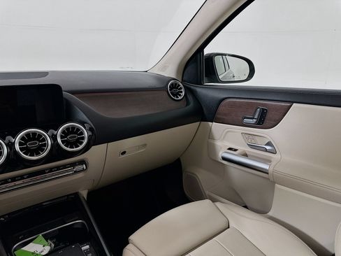 Used 2023 Mercedes-Benz GLA 250 image 22
