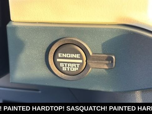 New 2026 Ford Bronco Heritage Edition AWD/4WD image 12
