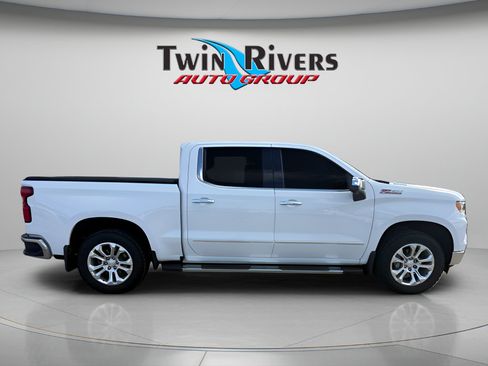 Used 2023 Chevrolet Silverado 1500 LTZ w/ LTZ Convenience Package II AWD/4WD image 5