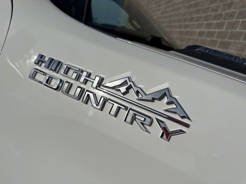 Used 2023 Chevrolet Silverado 3500 High Country w/ Z71 Off-Road Package image 9