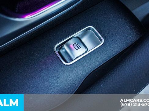 Used 2025 Mercedes-Benz GLE 450e GLE 450e image 54