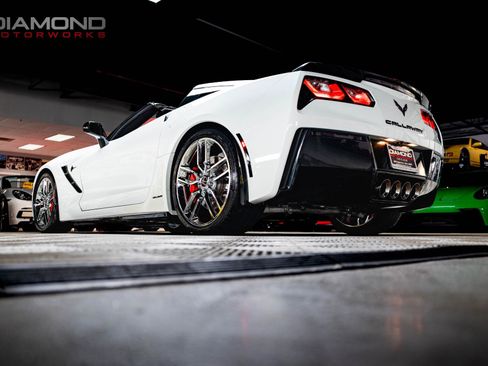 Used 2019 Chevrolet Corvette Stingray Coupe RWD image 82