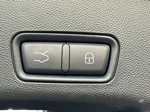 Certified 2024 Maserati Grecale GT image 13