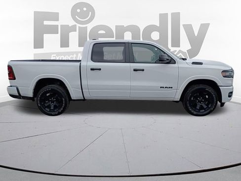 Used 2025 RAM 1500 Big Horn AWD/4WD image 4
