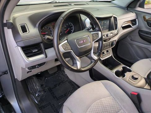 Used 2018 GMC Terrain SLE image 10
