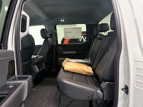 New 2026 Ford F450 4x4 Crew Cab Super Duty image 13