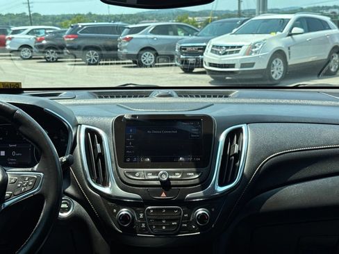 Used 2019 Chevrolet Equinox Premier FWD image 21