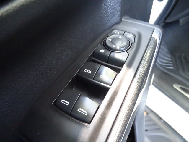 Used 2020 GMC Sierra 1500 AT4 w/ Off-Road Performance Package AWD/4WD image 11
