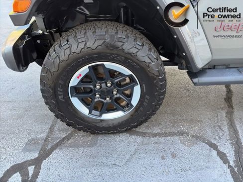 Used 2022 Jeep Wrangler Unlimited Rubicon w/ LED Lighting Group AWD/4WD image 20