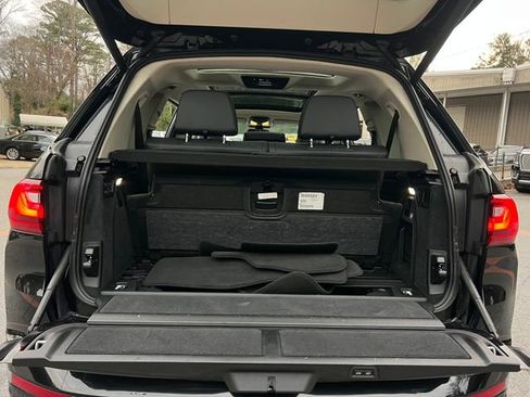 Used 2020 BMW X7 xDrive40i w/ Premium Package image 32