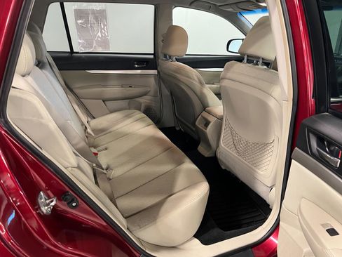 Used 2011 Subaru Outback 2.5i Premium image 35