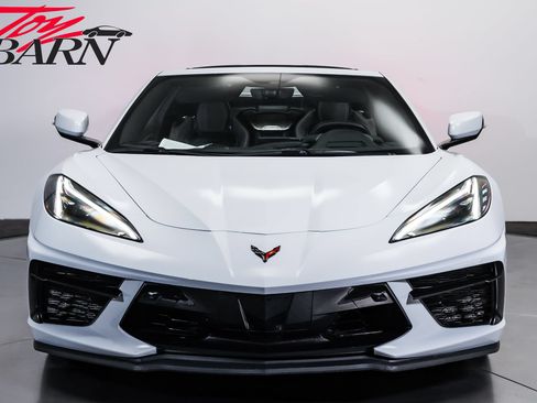 Used 2022 Chevrolet Corvette Stingray Preferred Cpe w/ Z51 Performance Package RWD image 8