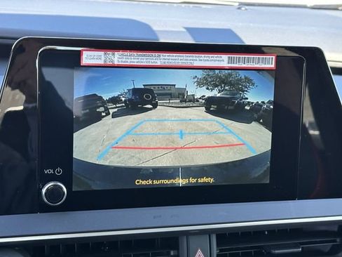 New 2026 Toyota Prius Plug-In Hybrid FWD image 16