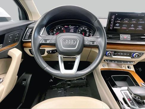 Certified 2023 Audi Q5 2.0T Premium w/ Convenience Package AWD/4WD image 7