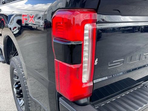 Used 2024 Ford F250 Lariat w/ Lariat Ultimate Package AWD/4WD image 20
