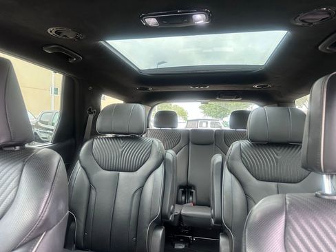 Used 2024 Hyundai Palisade Calligraphy FWD image 14